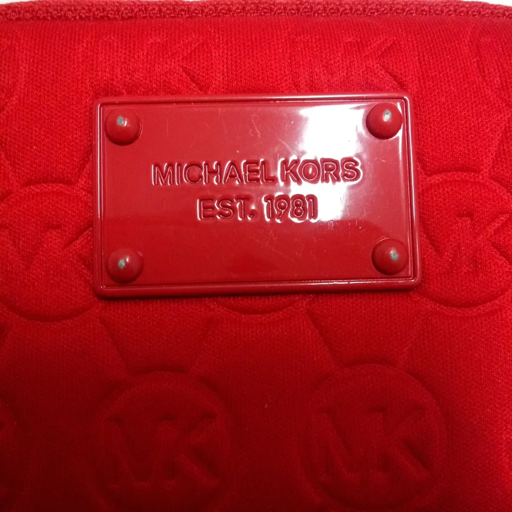 Michael Kors Leather handle Red camara case